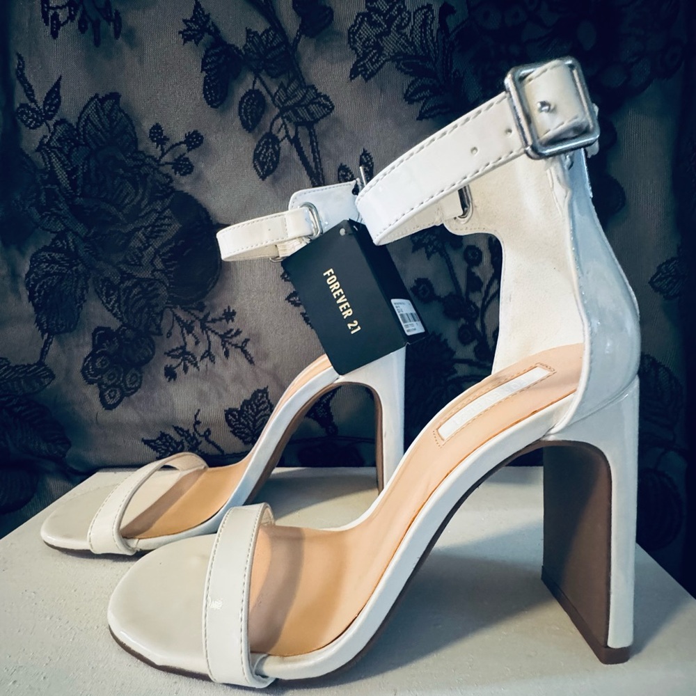 Forever 21 Cream Heeled Sandals